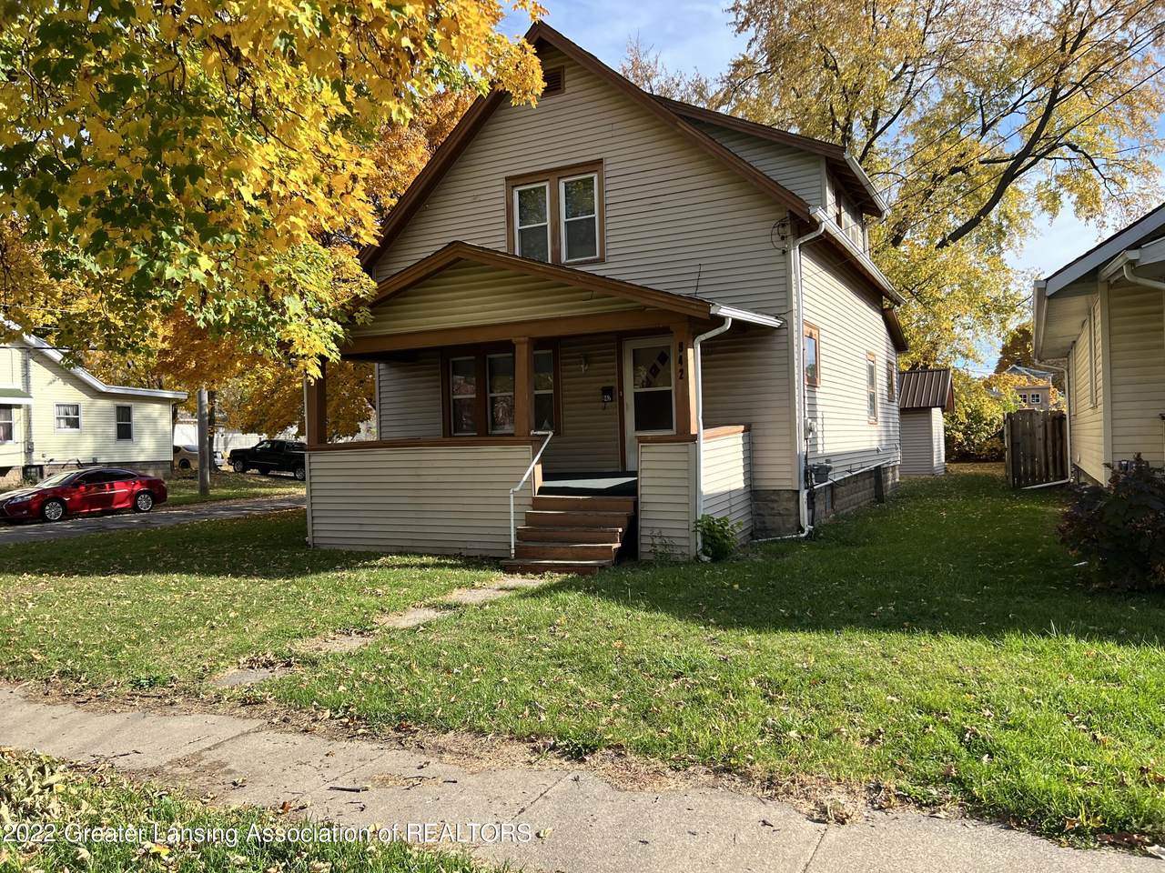 942 Jenison Avenue - Photo 1