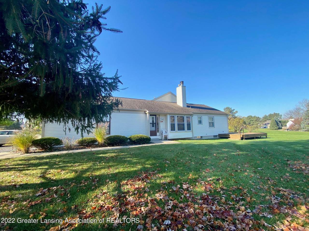 7332 Creekside Drive - Photo 1