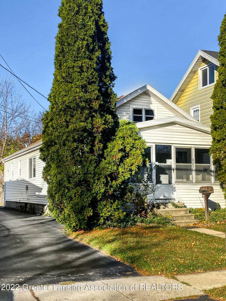 623 Clemens Avenue - Photo 1
