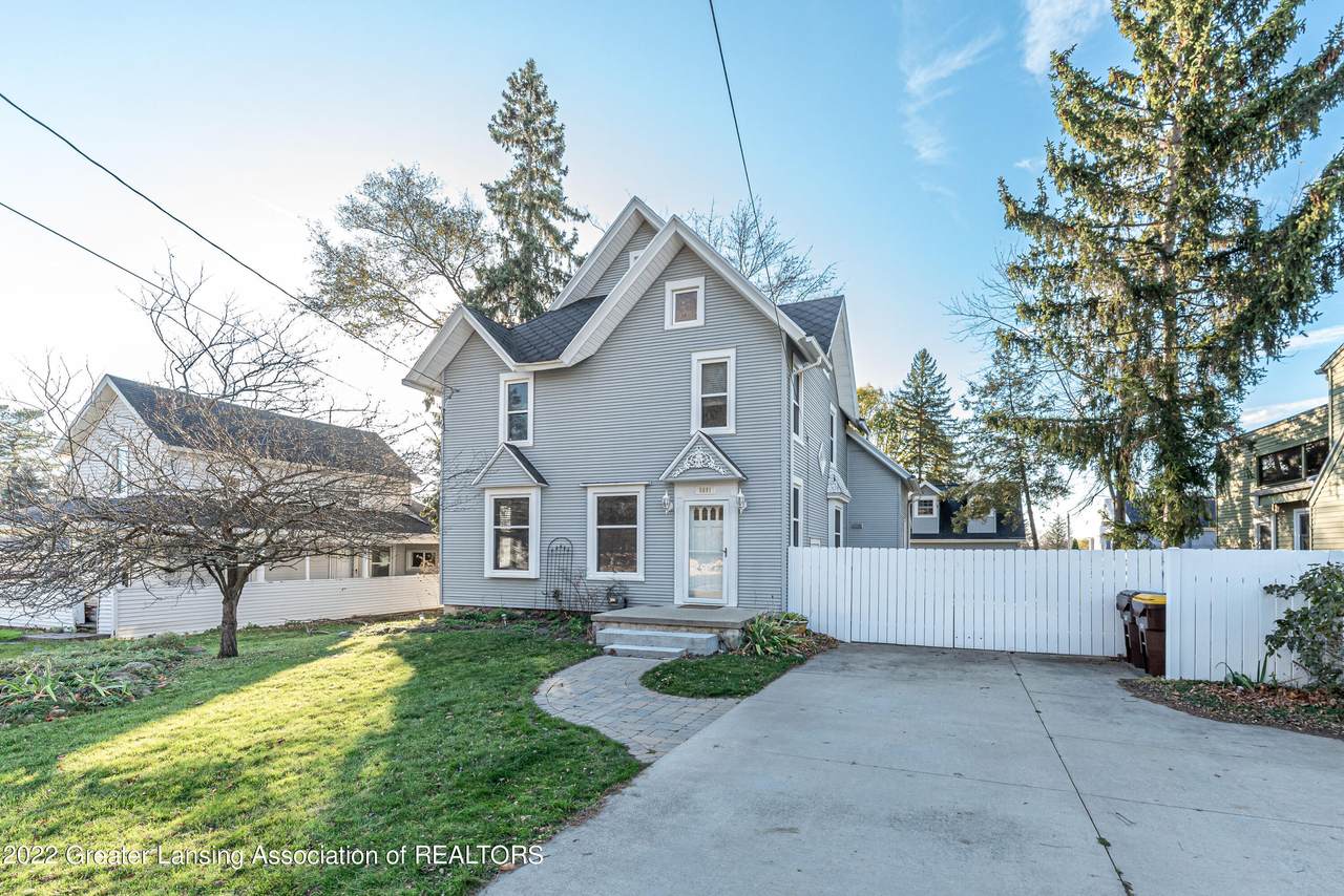 5691 Babbitt Street - Photo 1