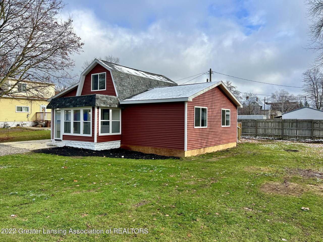 503 Montgomery Street - Photo 1
