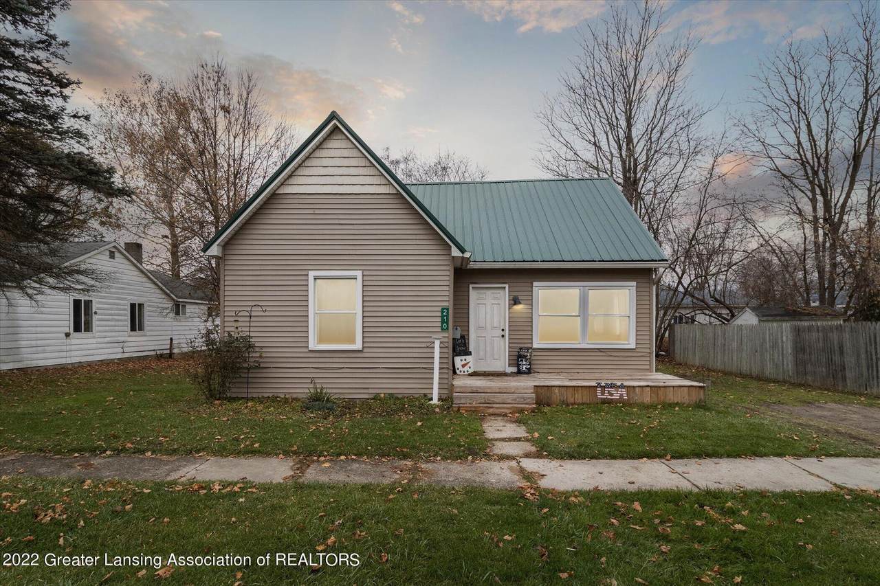 210 Lincoln Street - Photo 1