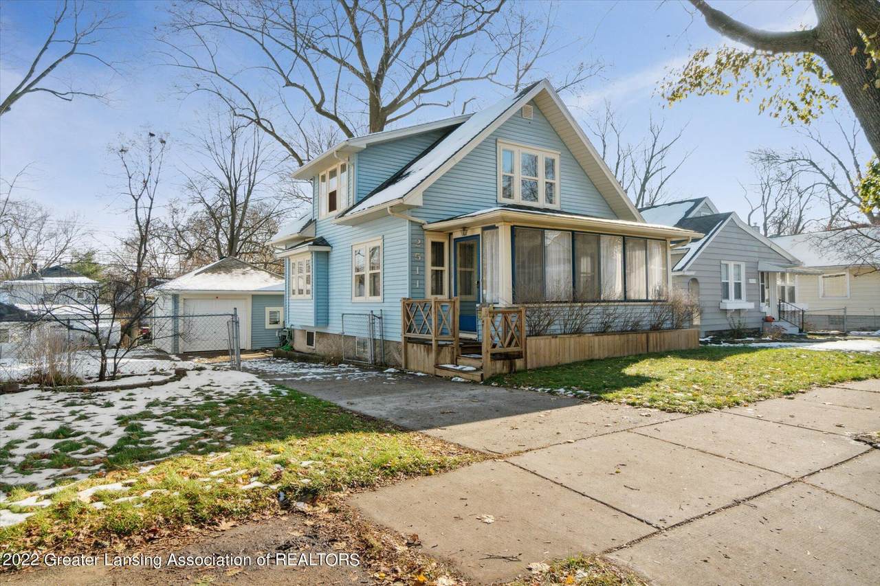 2511 Harding Avenue - Photo 1