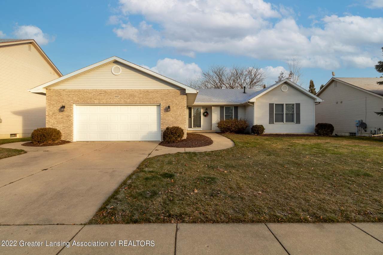 1007 Candela Lane - Photo 1