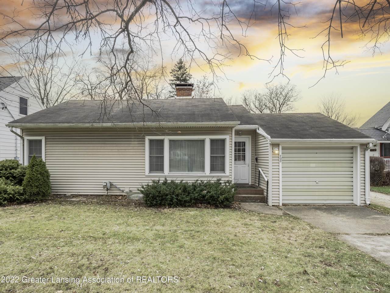 708 Cochran Avenue - Photo 1