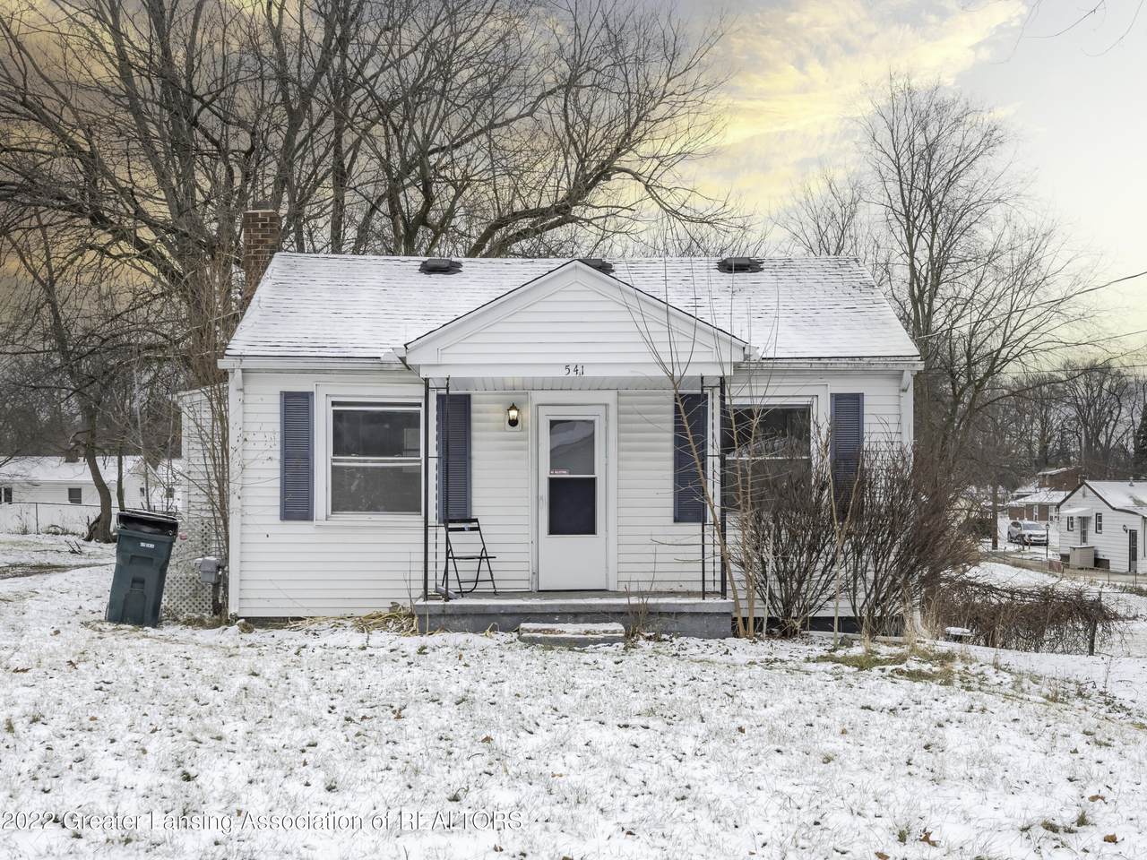 541 Howe Avenue - Photo 1