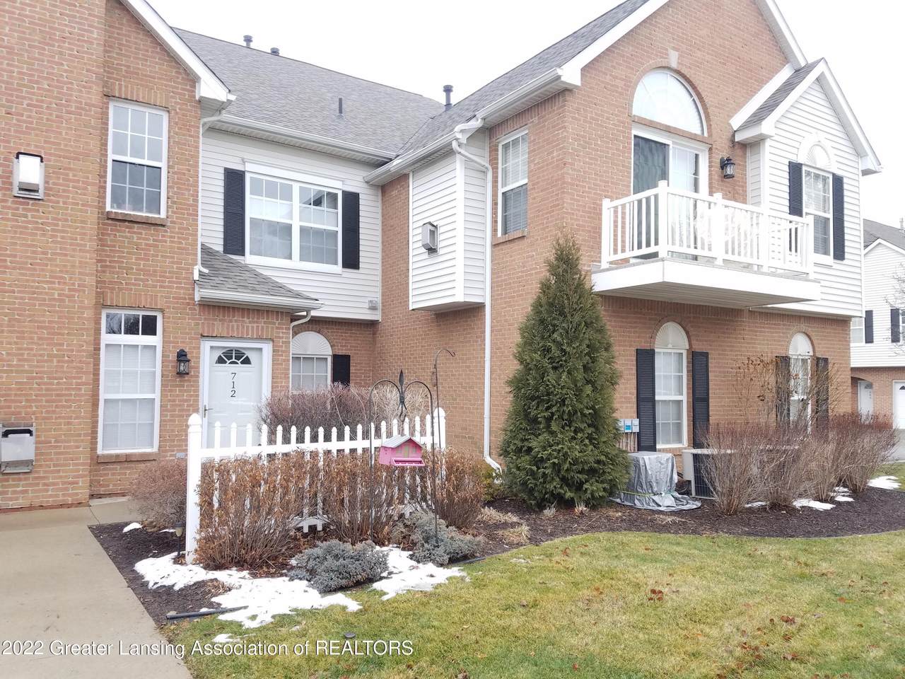 712 Olde English Circle - Photo 1