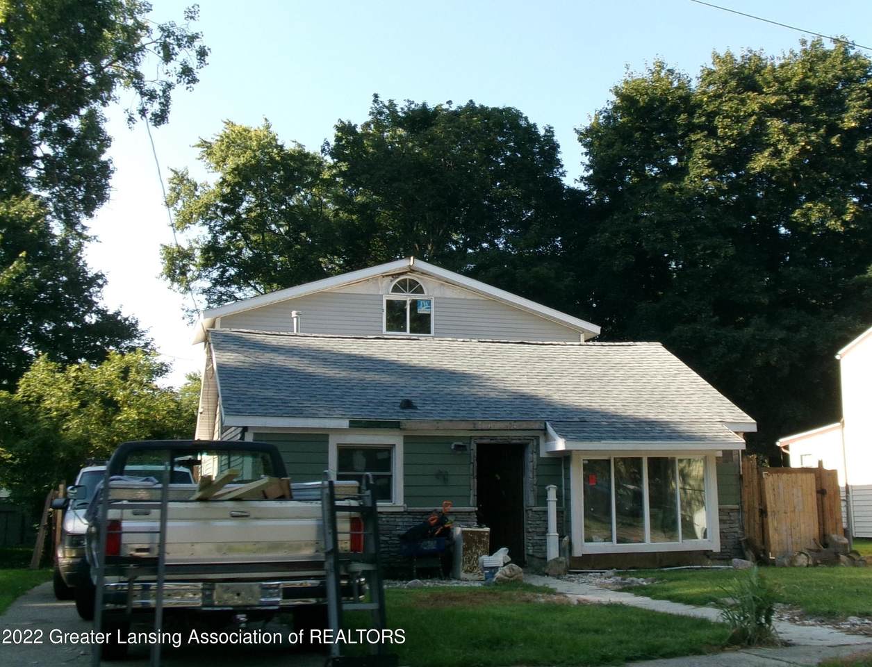 204 Potter Avenue - Photo 1