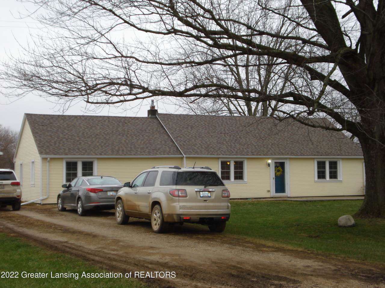 2420 Bradley Road - Photo 1
