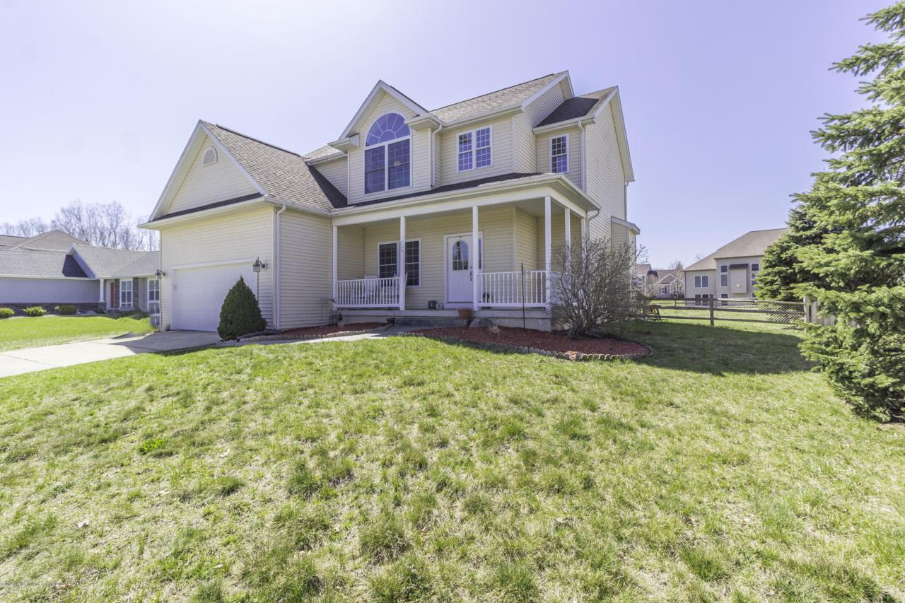 623 Emily Lane - Photo 1