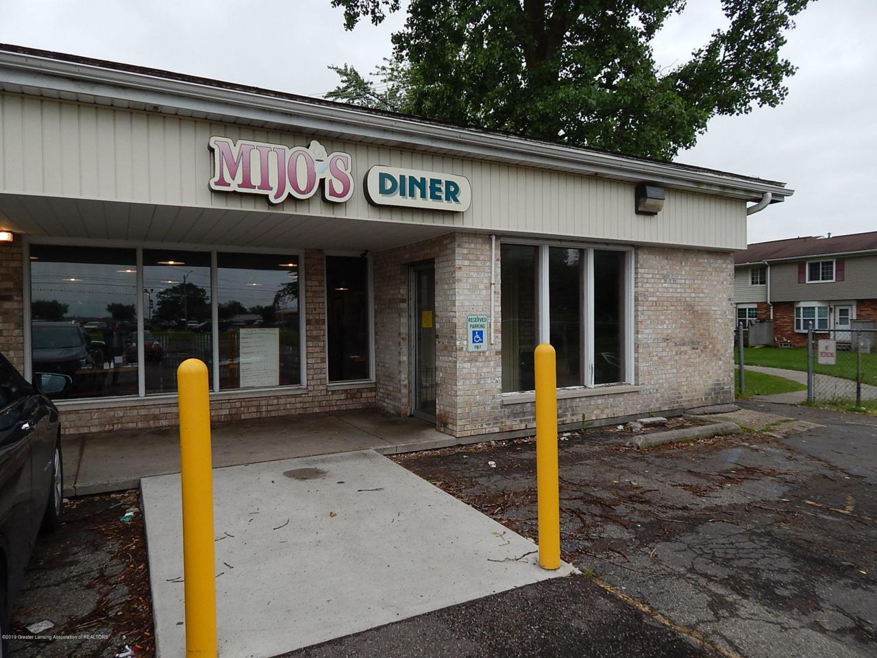 5131 Grand River Avenue - Photo 1
