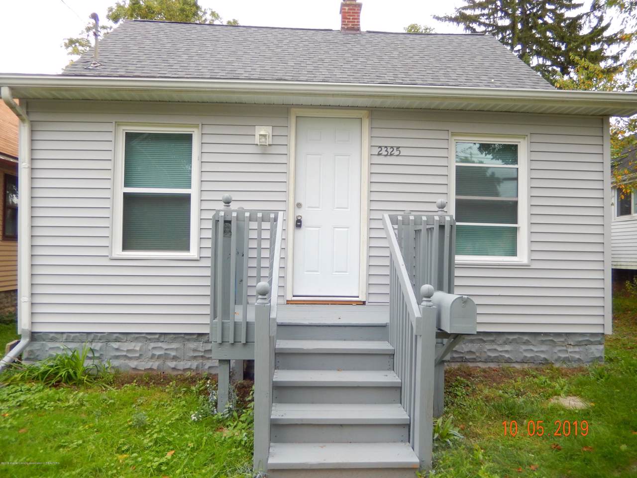 2325 Forest Avenue - Photo 1