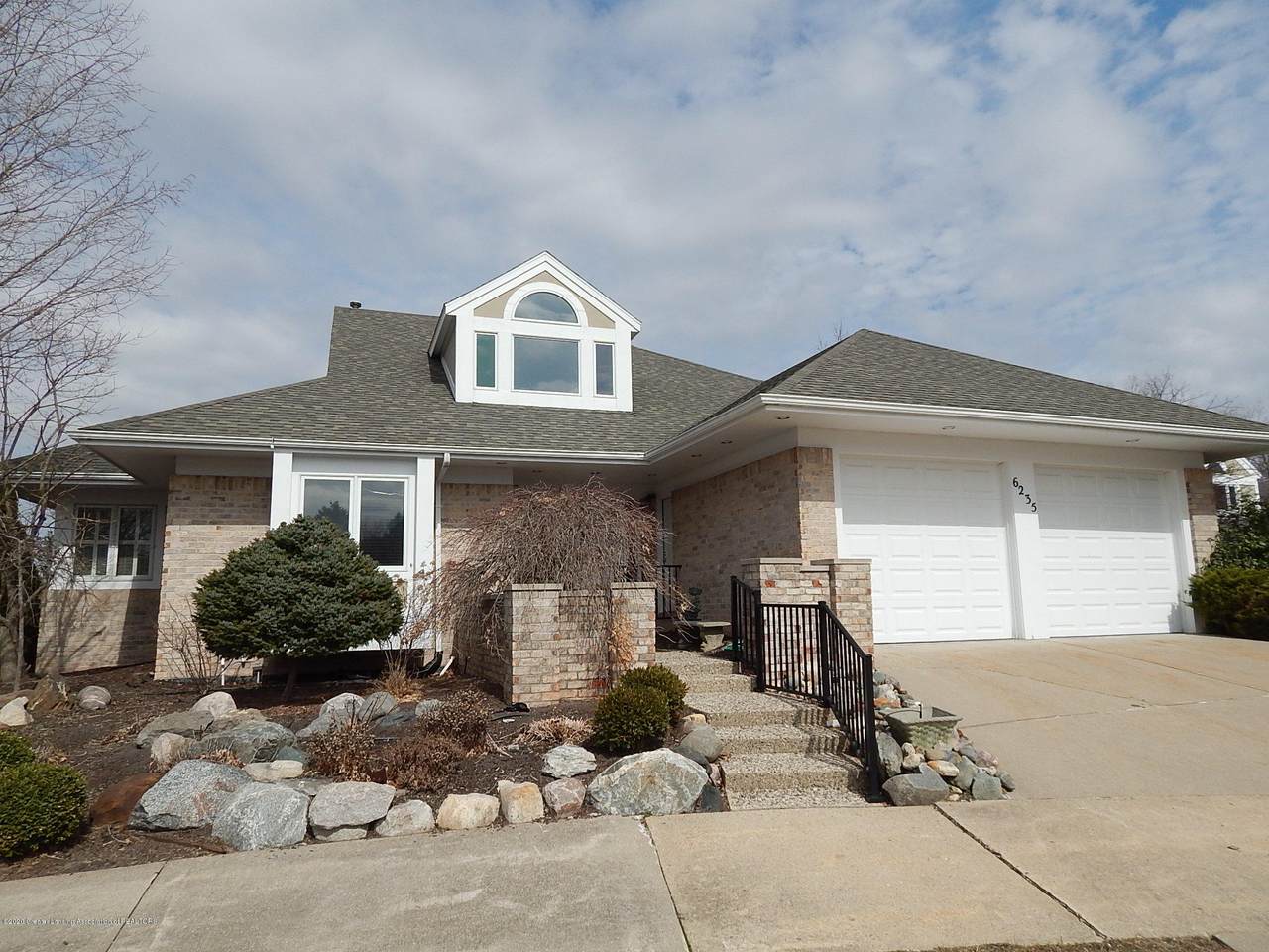 6235 Golfridge Drive - Photo 1