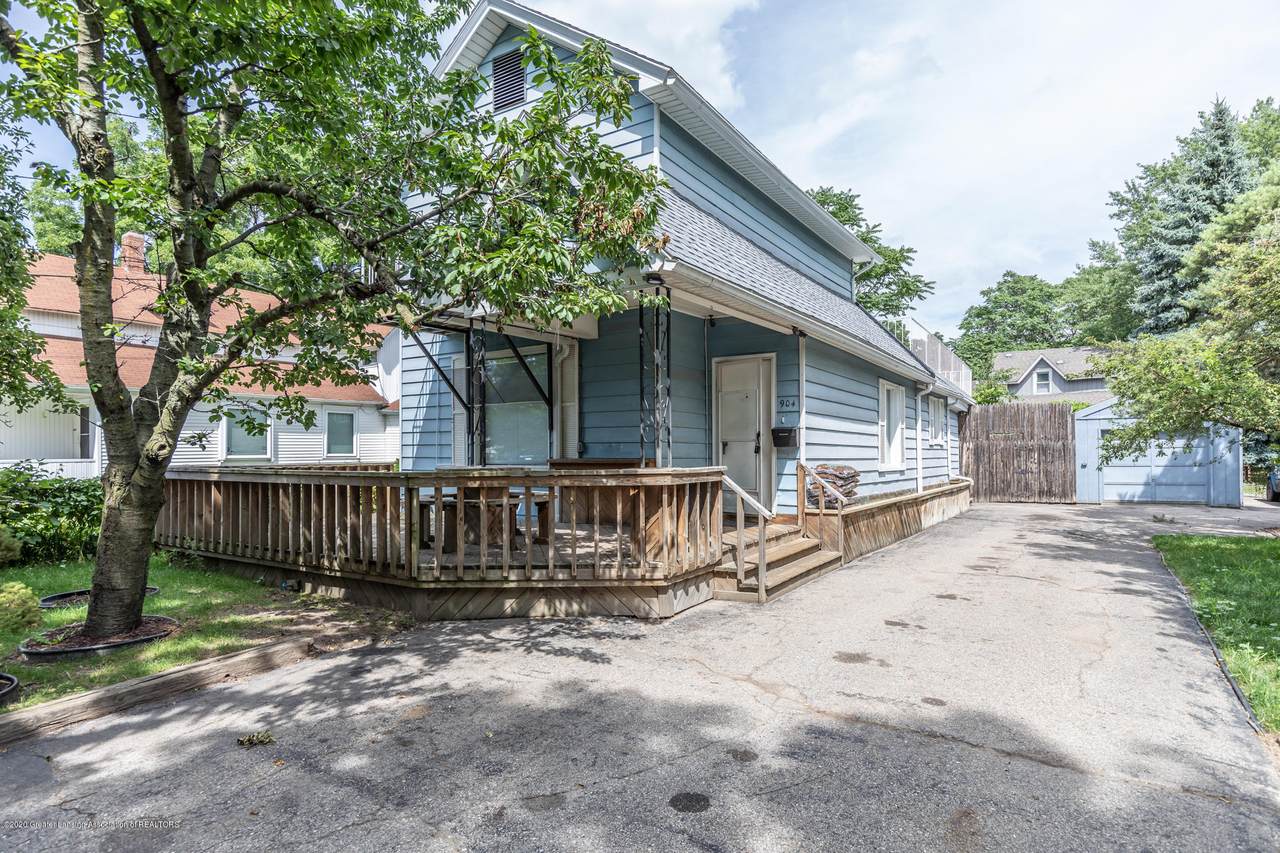 904 Clark Street - Photo 1