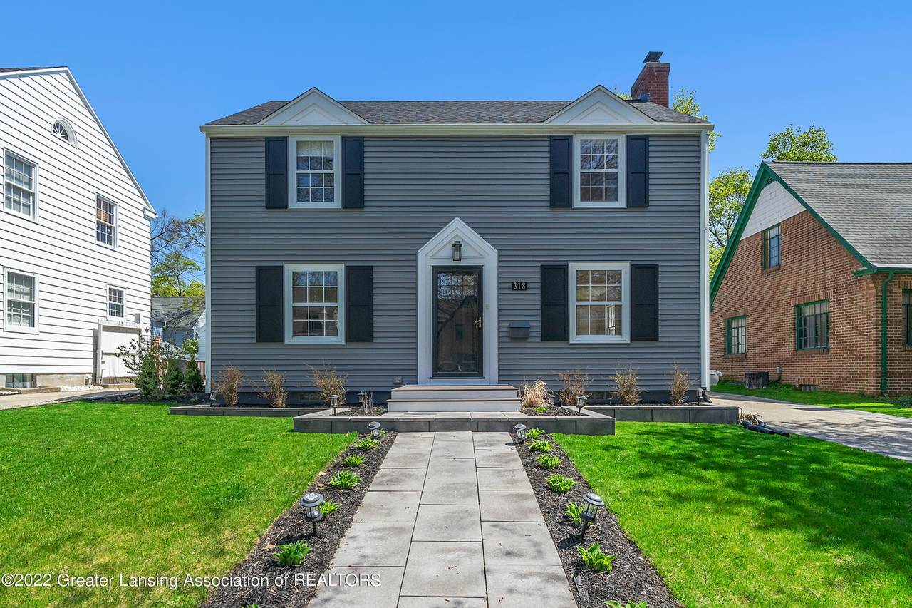 318 University Drive - Photo 1