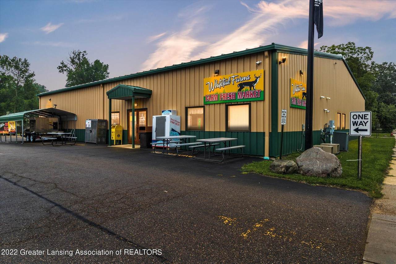 4506 Butterfield Highway - Photo 1