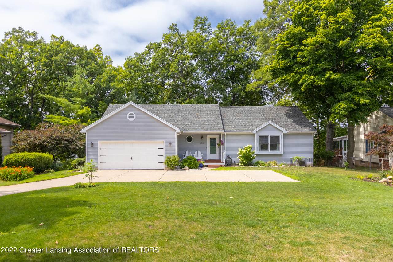 6748 Highland Drive - Photo 1
