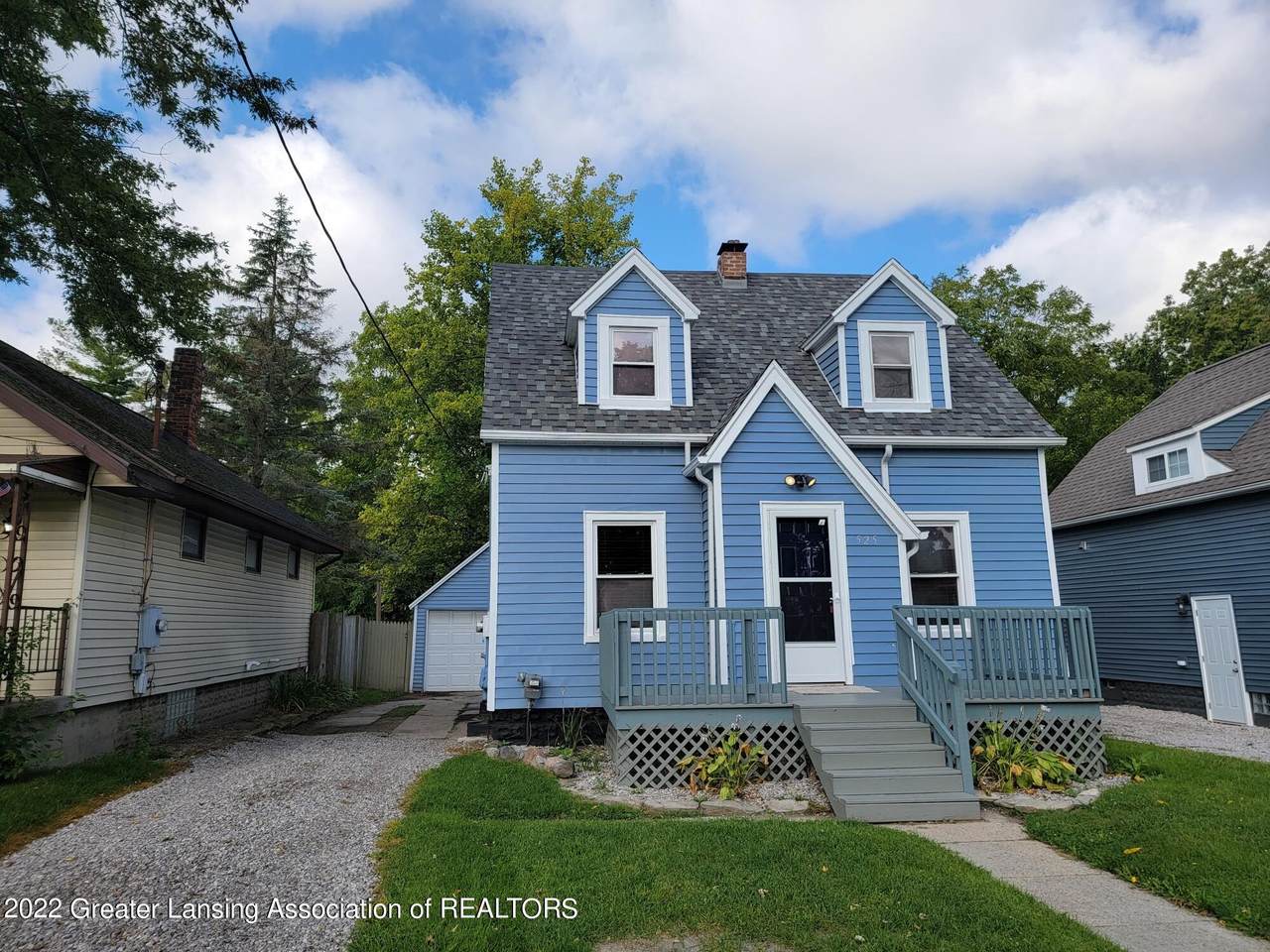525 Grace Street - Photo 1