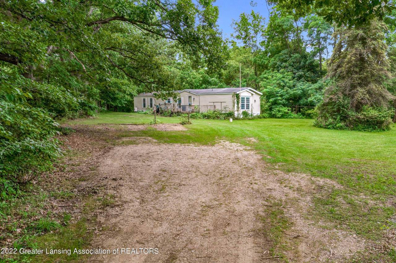 300 Mill Street - Photo 1