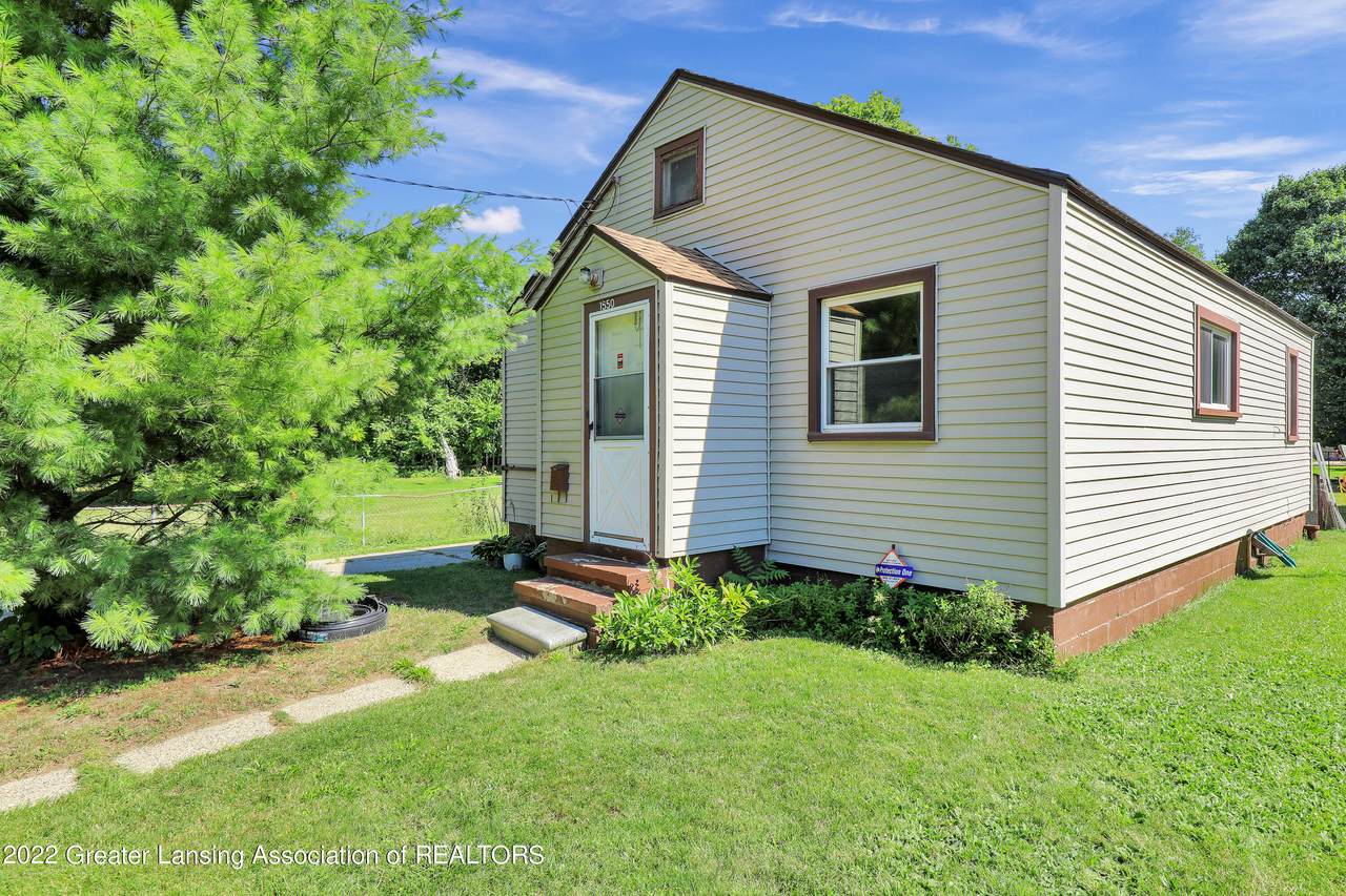 1550 Roosevelt Avenue - Photo 1