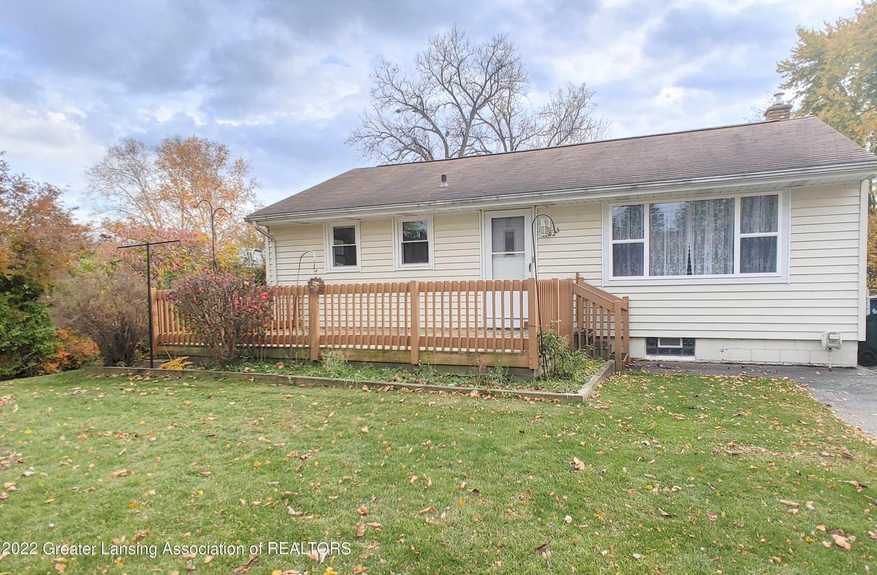 1102 Willemma Street - Photo 1