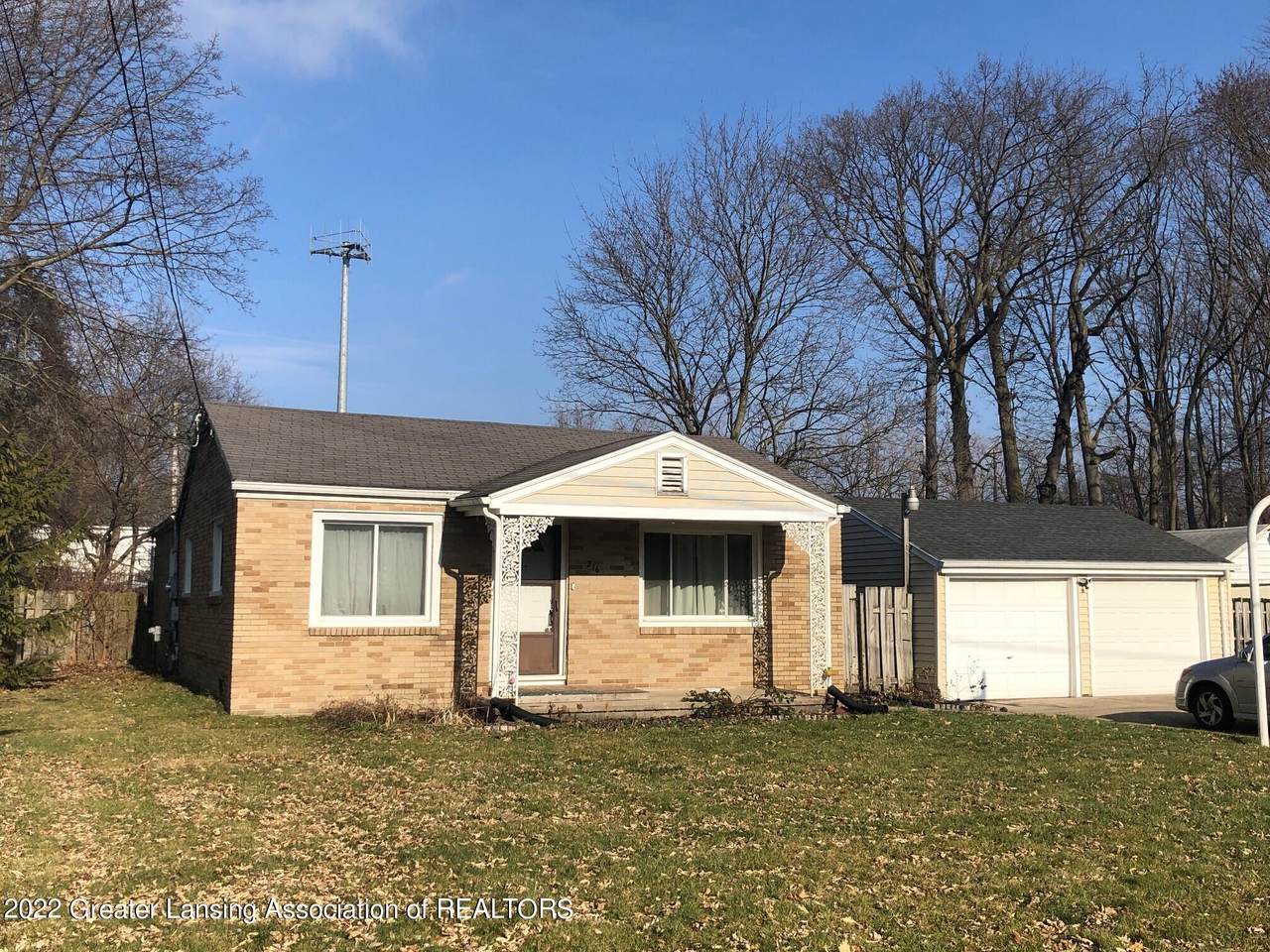 216 Howe Avenue - Photo 1
