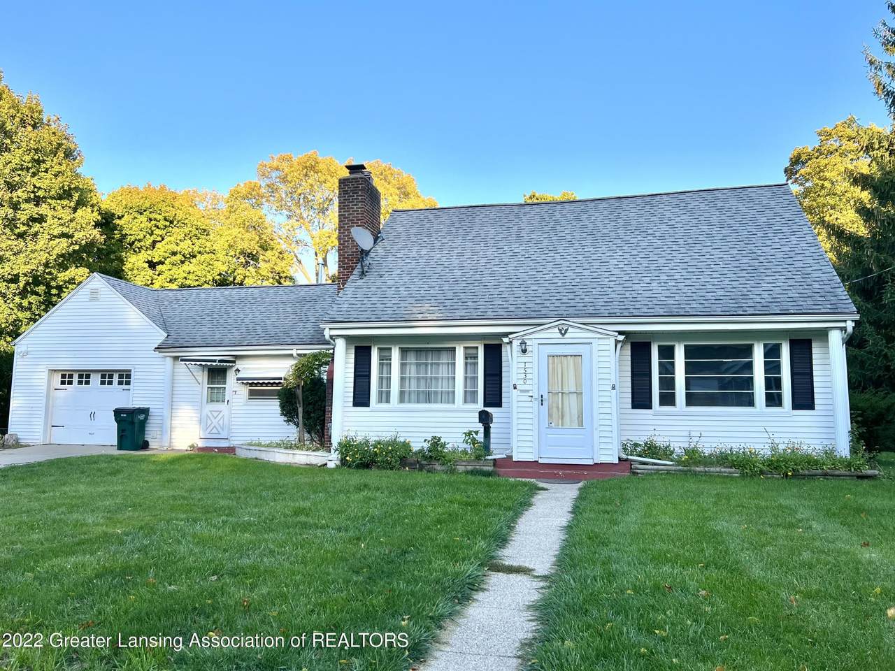 1530 Roosevelt Avenue - Photo 1