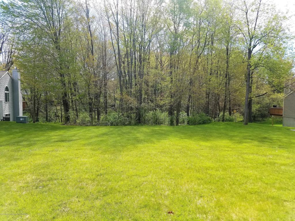 302 Blossom Drive - Photo 1