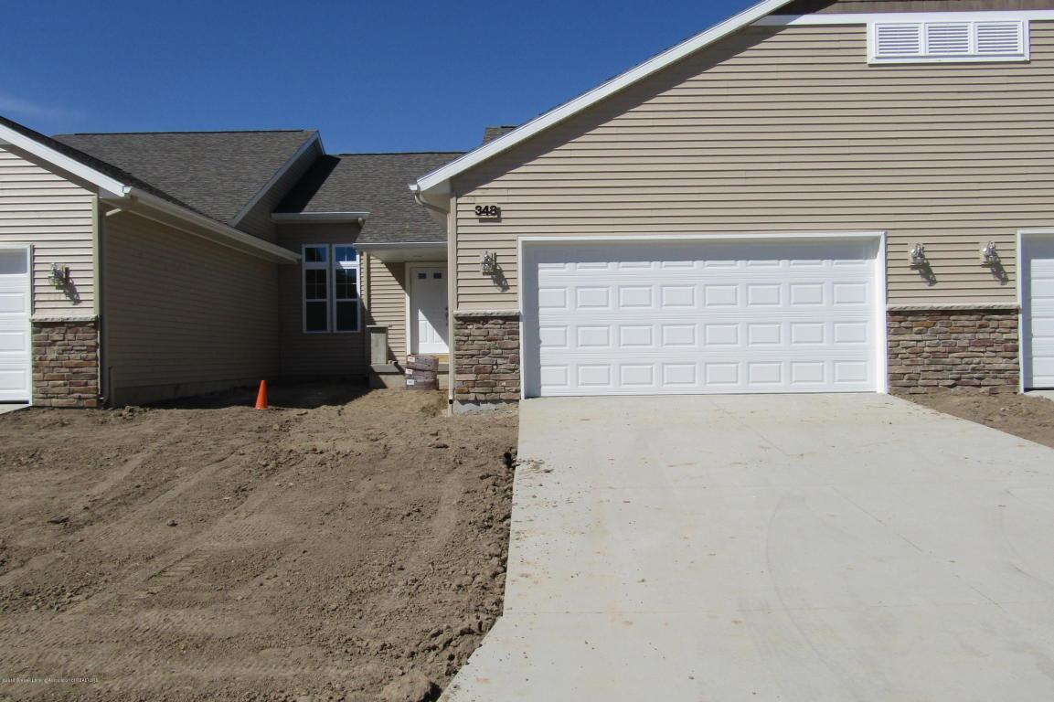 348 Barrington Circle - Photo 1