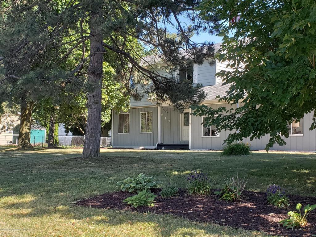 619 Granite Drive - Photo 1