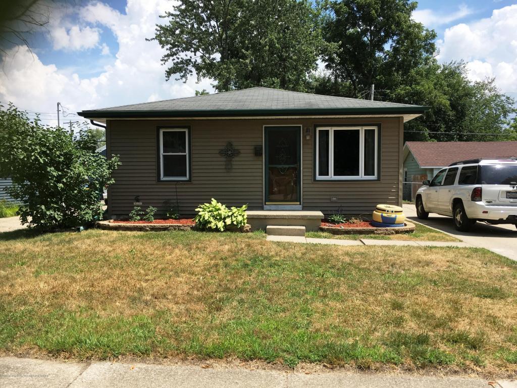 3721 Parkway Drive - Photo 1