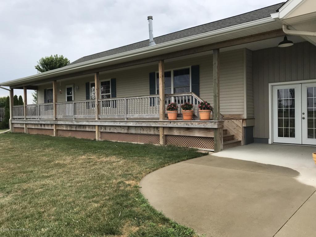 8550 Kinley Road - Photo 1