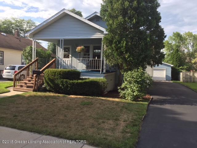 2137 7th Street - Photo 1
