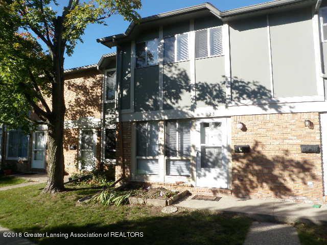 923 Trafalger Lane - Photo 1