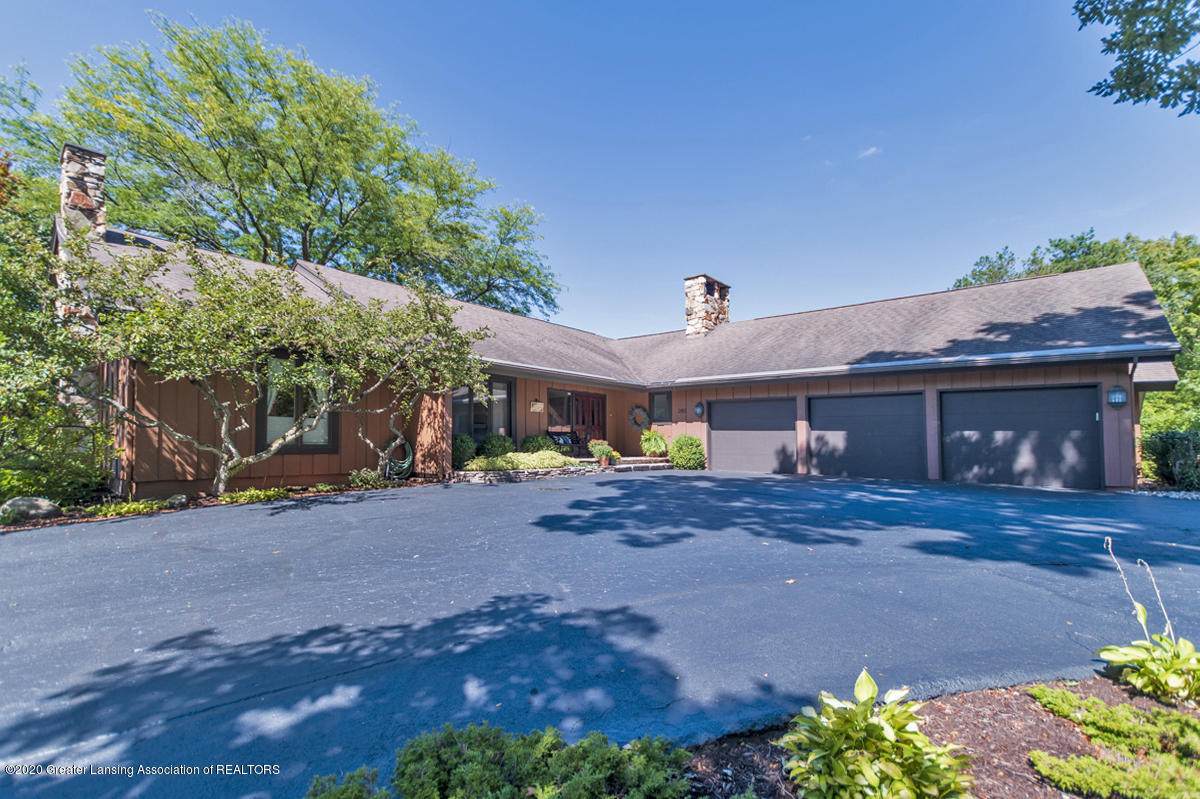 280 Winterberry Lane - Photo 1