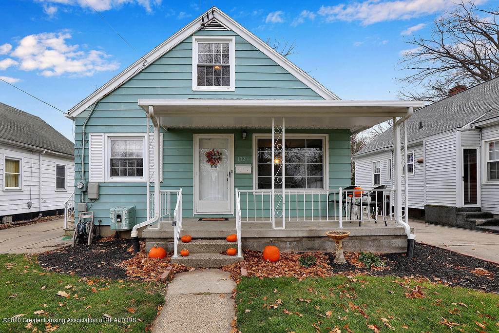 1323 Kelsey Avenue - Photo 1