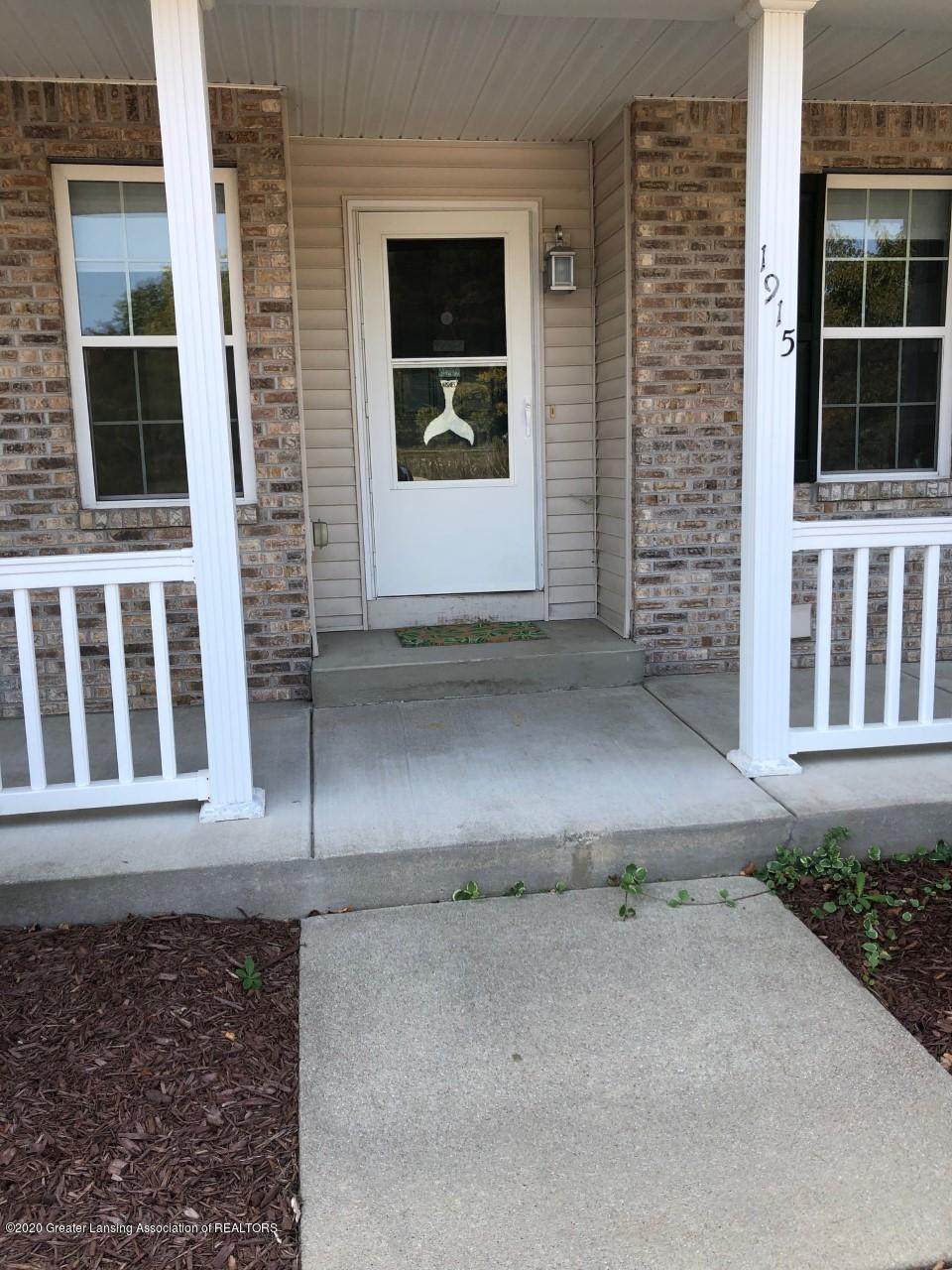 1915 Red Bud Lane - Photo 1