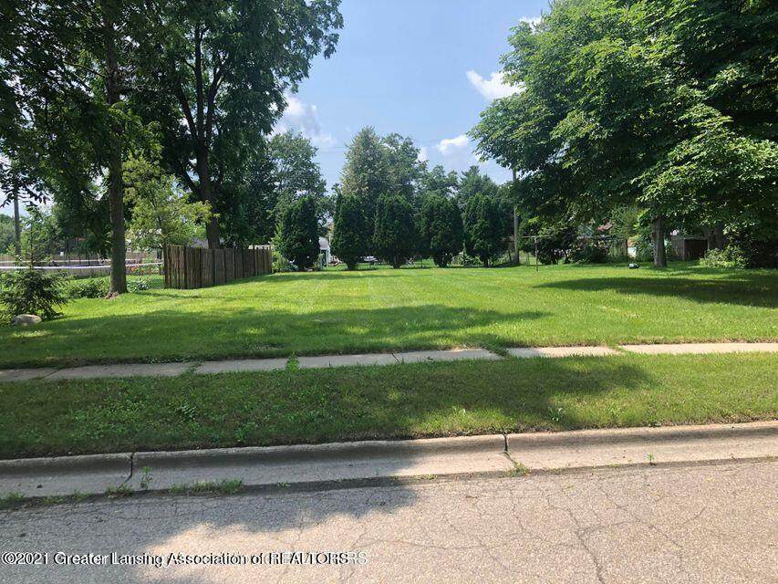 500 Crossman Street - Photo 1