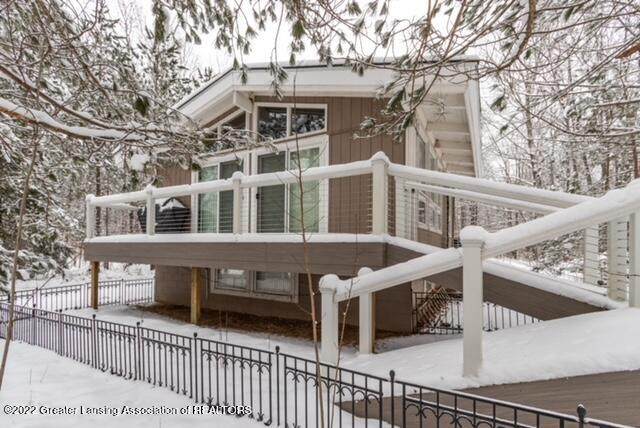 6413 Manistee Heights Drive - Photo 1