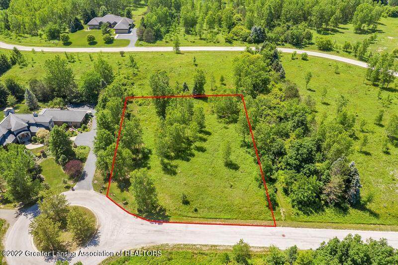 32 Monarch Lane - Photo 1