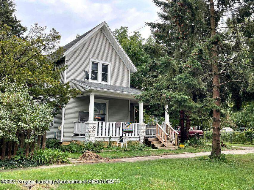 1611 Todd Avenue - Photo 1