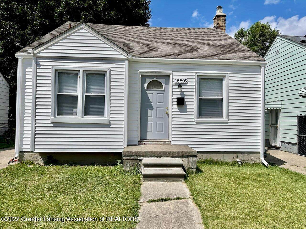 15809 Fairmount Drive - Photo 1