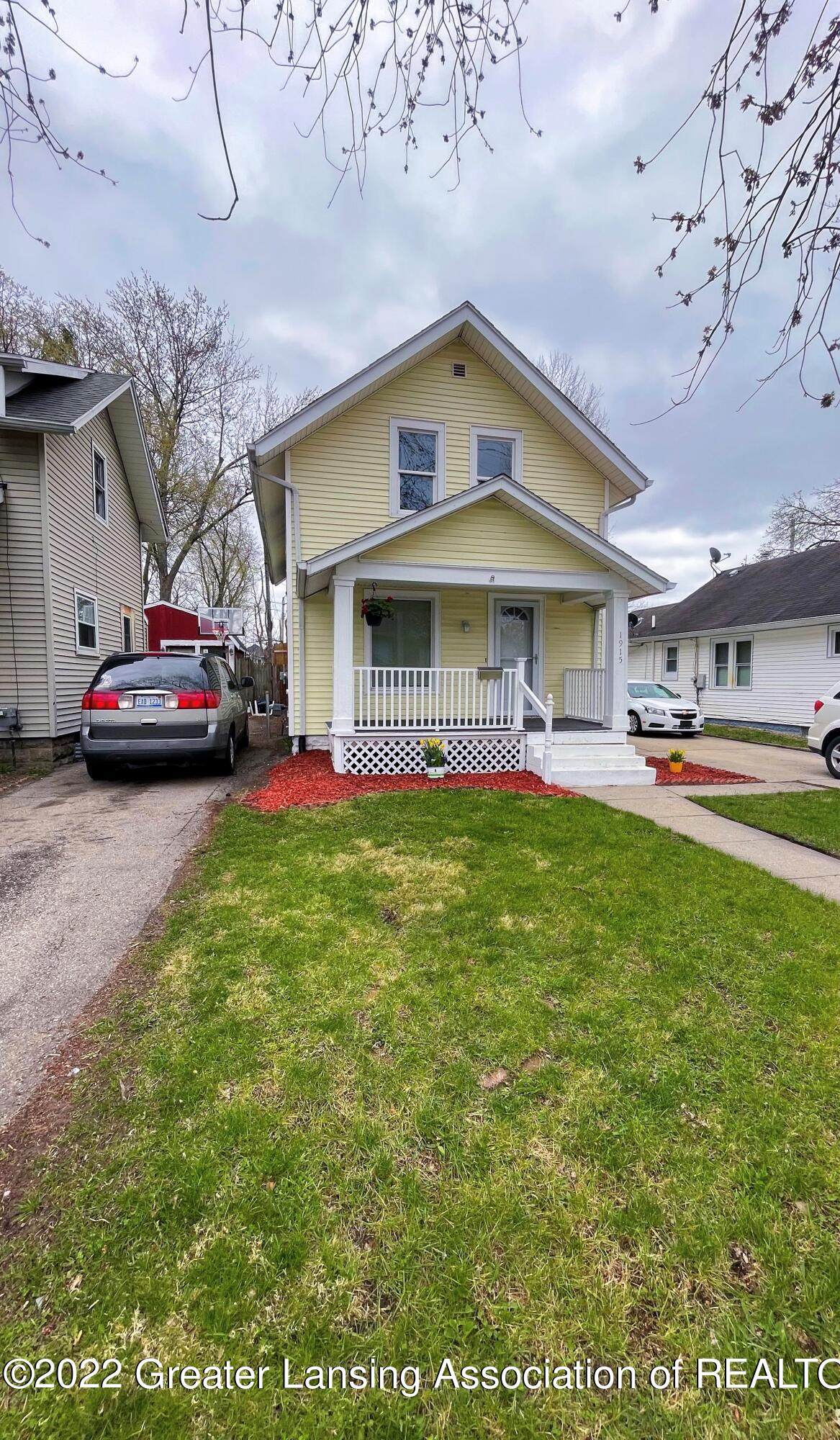 1915 Beal Avenue - Photo 1