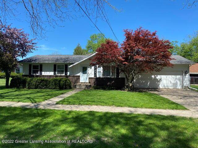 320 Walnut Street - Photo 1