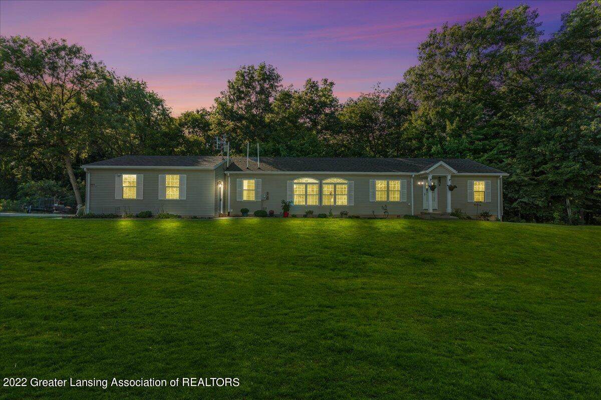 8580 Sterling Heights Drive - Photo 1