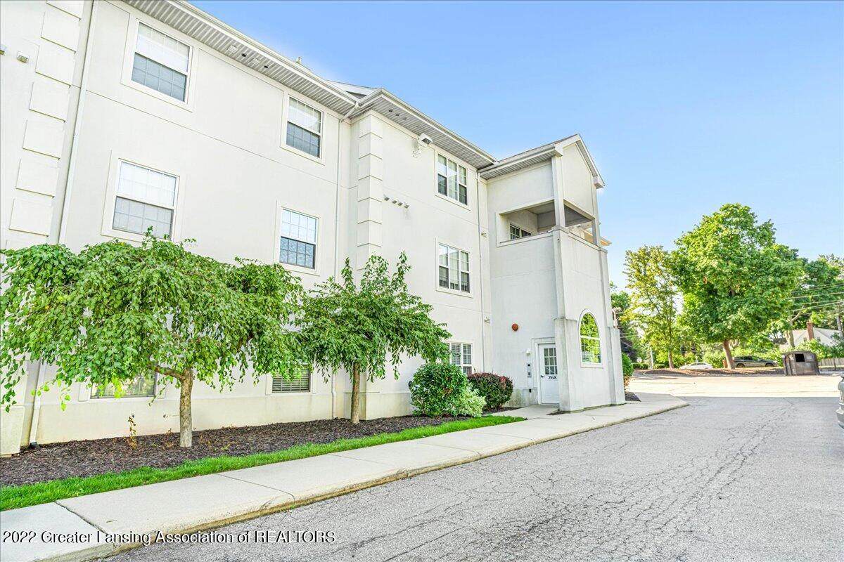268 Saginaw Street - Photo 1