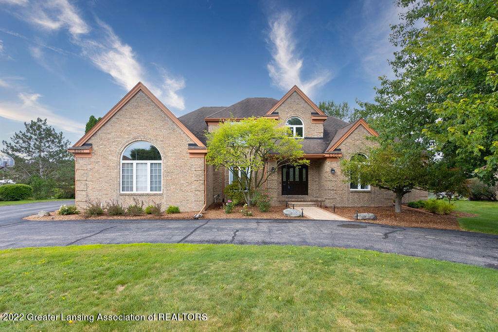 6301 Pine Hollow Drive - Photo 1