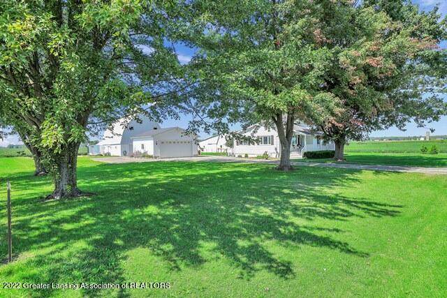 9229 Cochran Road - Photo 1