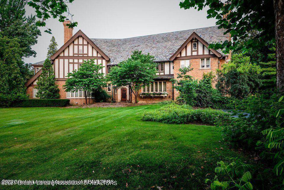 1348 Cambridge Road - Photo 1