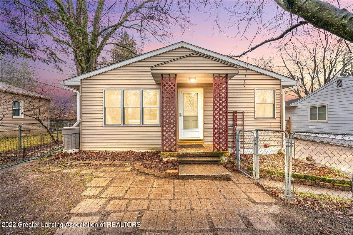 2613 Lafayette Avenue - Photo 1